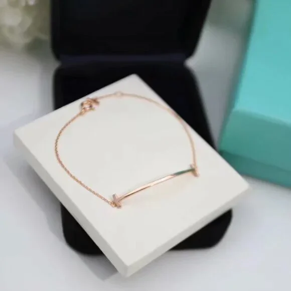 Tiffany & Co. classic smile bracelet
